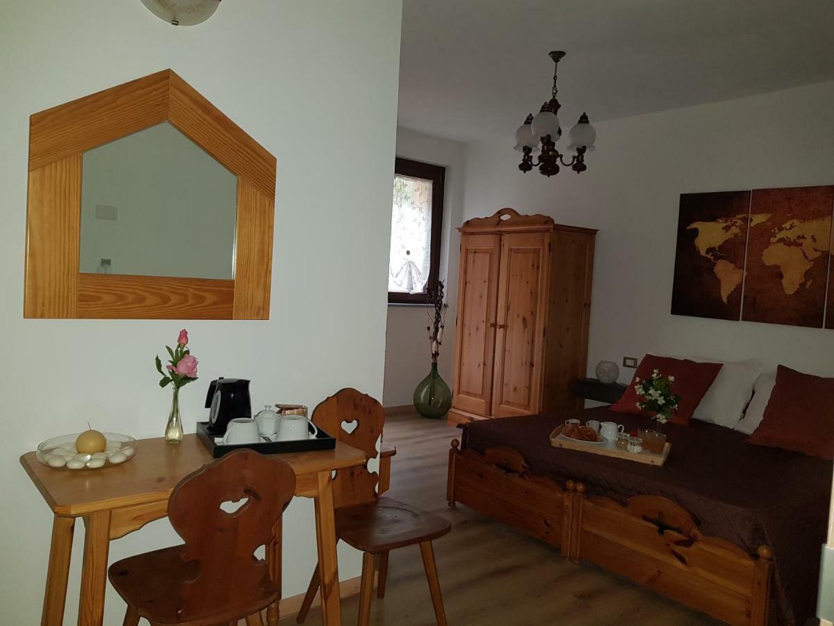 Maison d'hôtes Cascina Ghitin Relais à Asti Extérieur photo